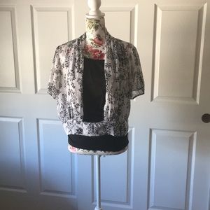 Torrid cropped blouse